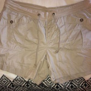 Old Navy khaki shorts